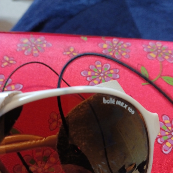 White bolle shades - Picture 1 of 4